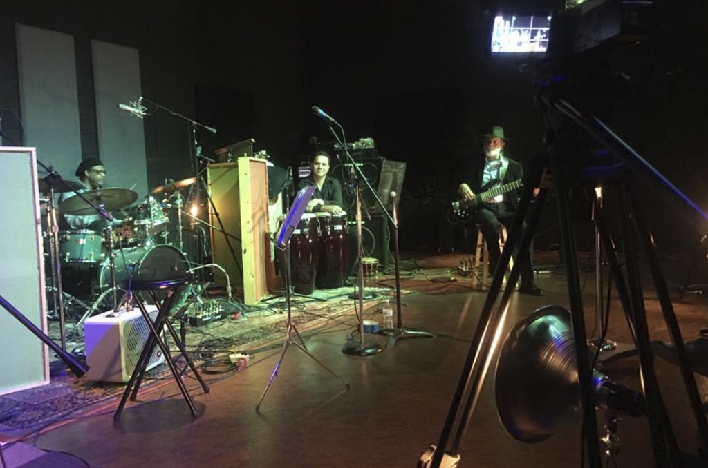 LiveAtSlider4-1024x678