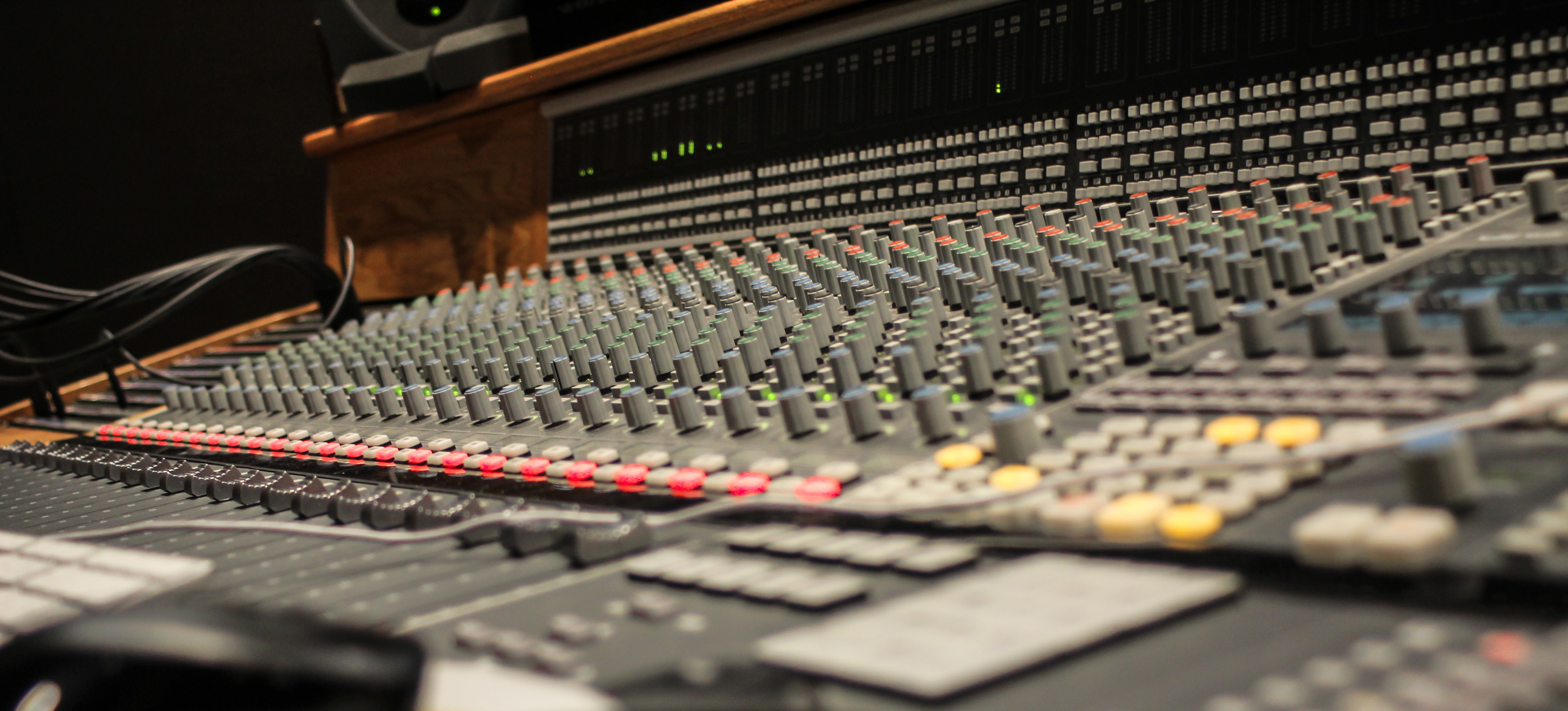 SSL BOARD STAR CITY STUDIO Bsmaller