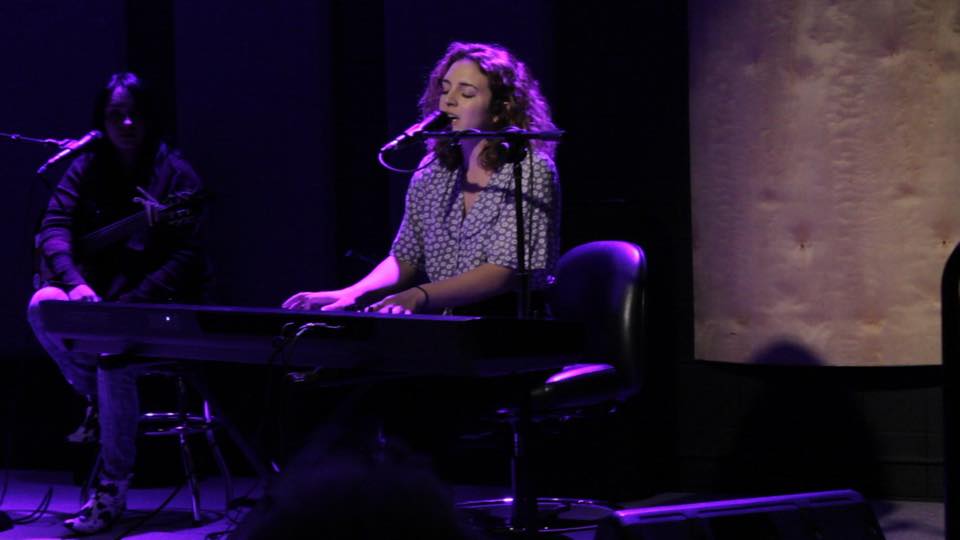 Vivian Songwriter show